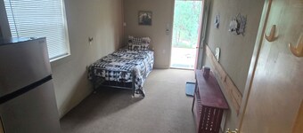 Hunter's Shack - Bear Cabin