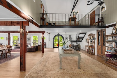 THE ULTIMATE RURAL RETREAT Sleeps 13 situated in Berima Southern Highlands NSW