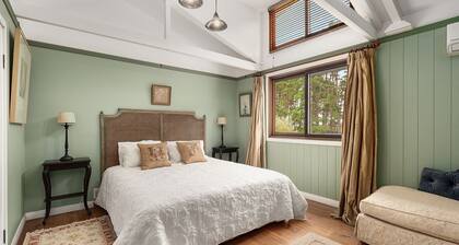 THE ULTIMATE RURAL RETREAT Sleeps 13 situated in Berima Southern Highlands NSW