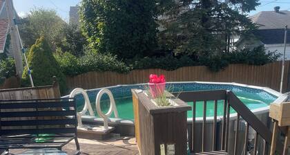 Cottage in a nice and quiet neighborhood with swimming pool and 4parkings.
