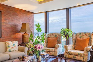 Interior - Aeon Towers (Davao City)