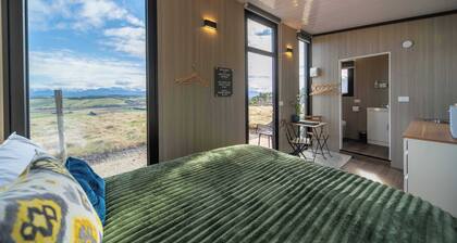 Whitestone Retreat 2 by Tiny Away