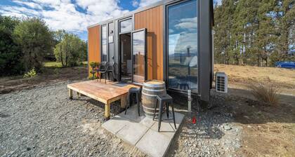 Whitestone Retreat 2 by Tiny Away