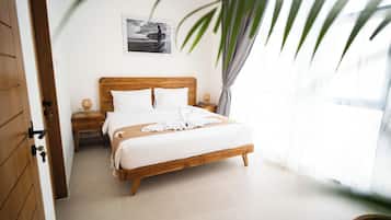 Deluxe Villa, Pool View | In-room safe, desk, laptop workspace, free WiFi