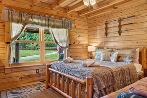 3 soverom, strykejern/-brett, wi-fi og sengetøy