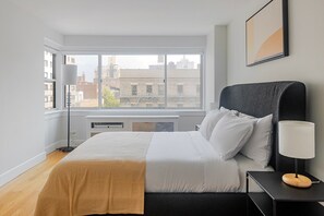 3 多间卧室、熨斗/熨衣板、WiFi、床单