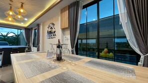 Dining - Queen Ma Pool Villa (hatyai)