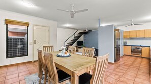 Dining - Beach Retreat on Demco (Broome)