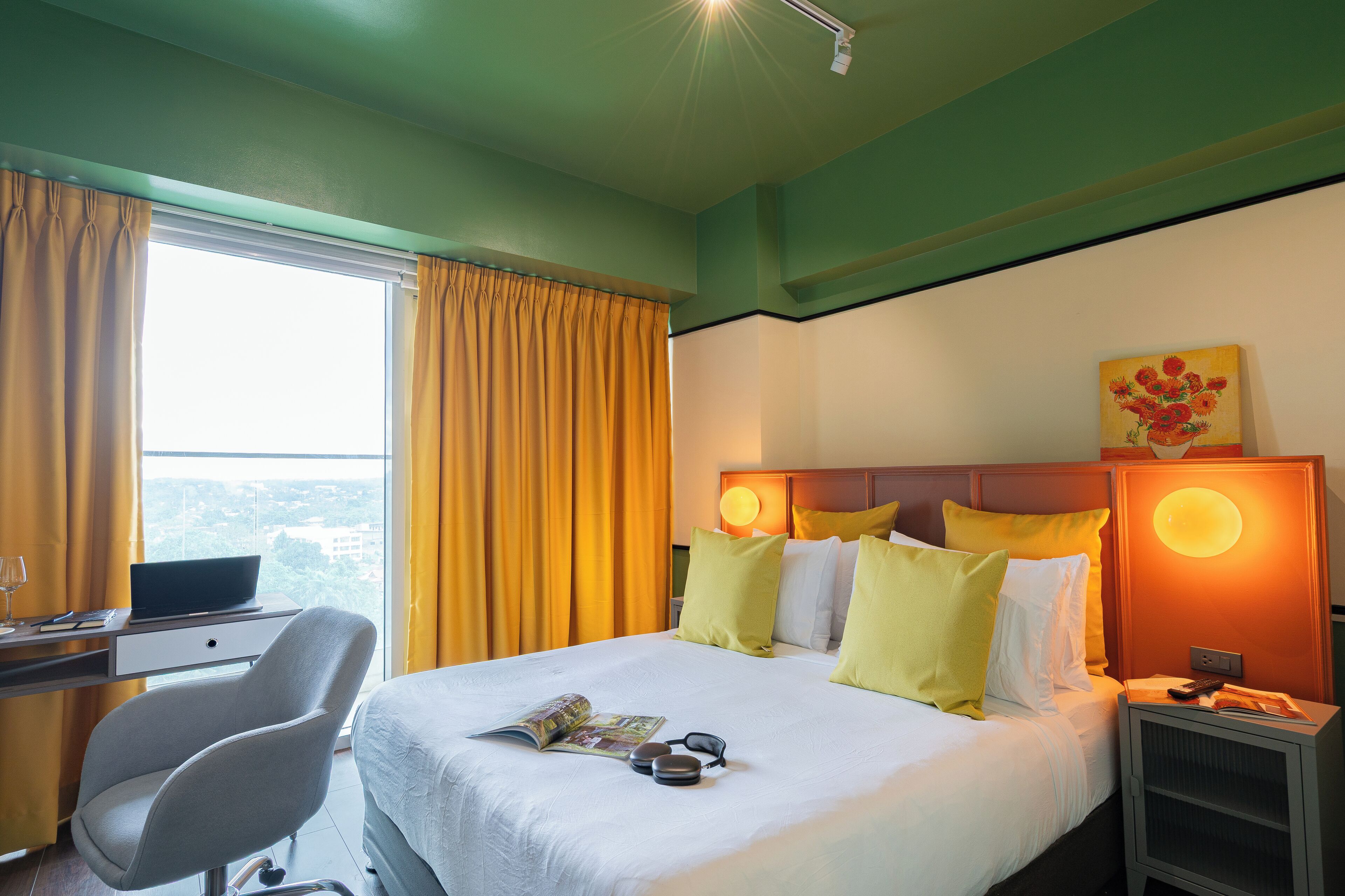 Deluxe Apartment, 1 Queen Bed with Sofa bed, Balcony, City View | Individually decorated, individually furnished, desk, laptop workspace