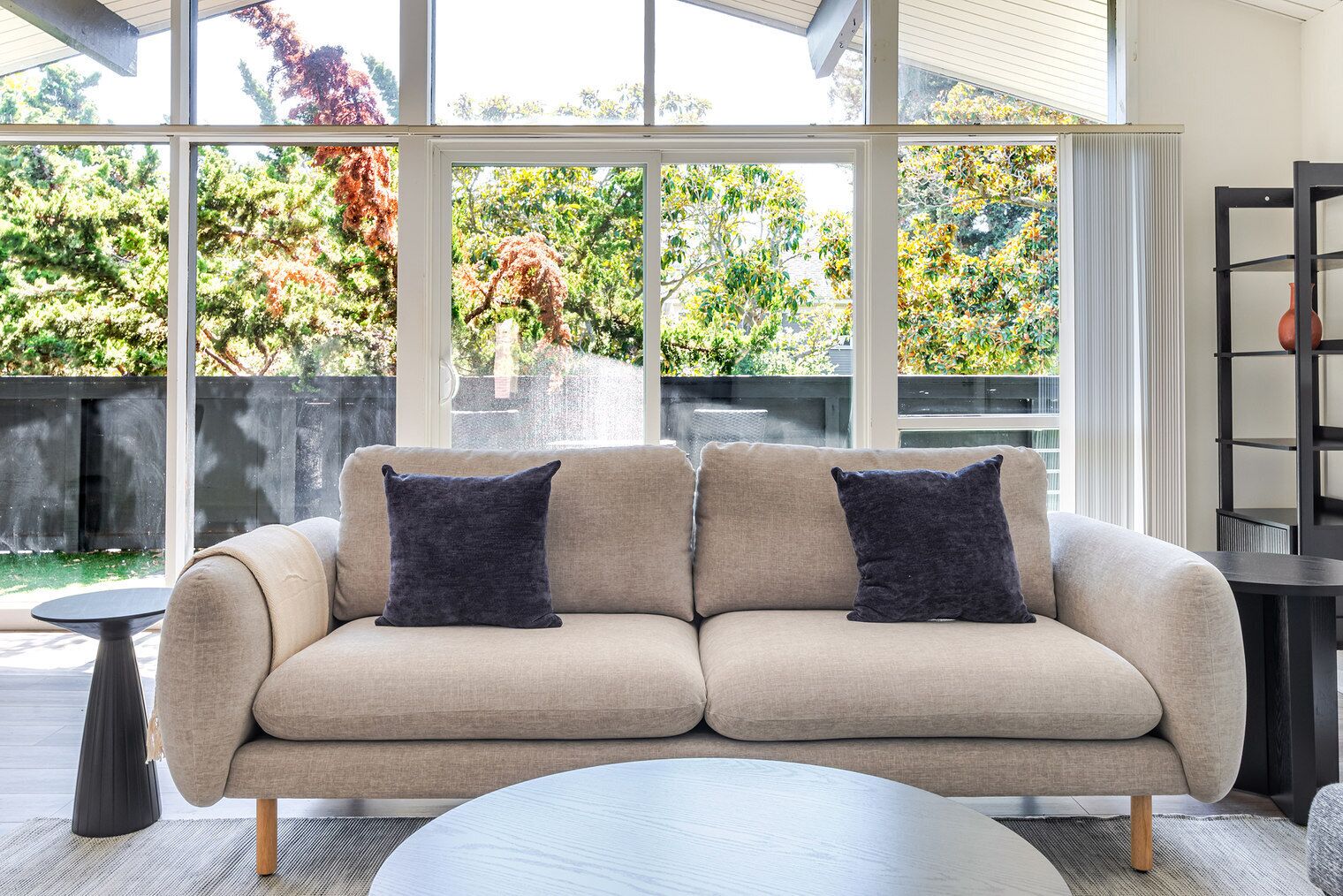 Fernseher, Stereoanlage