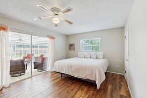 3 bedrooms, iron/ironing board, Internet, bed sheets