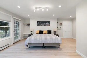 6 bedrooms, iron/ironing board, travel crib, free WiFi