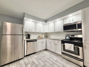 Microwave, oven, stovetop, dishwasher