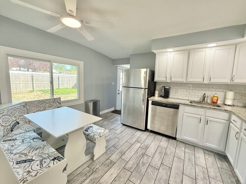 Soothing 3-bedroom 1 bath house with A/C in Wilmington.
