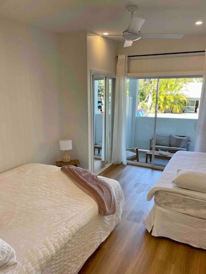 Unclassified image, 3 of 16, button - Studio 2 Boreen Point Boutique Accommodation (Boreen Point)