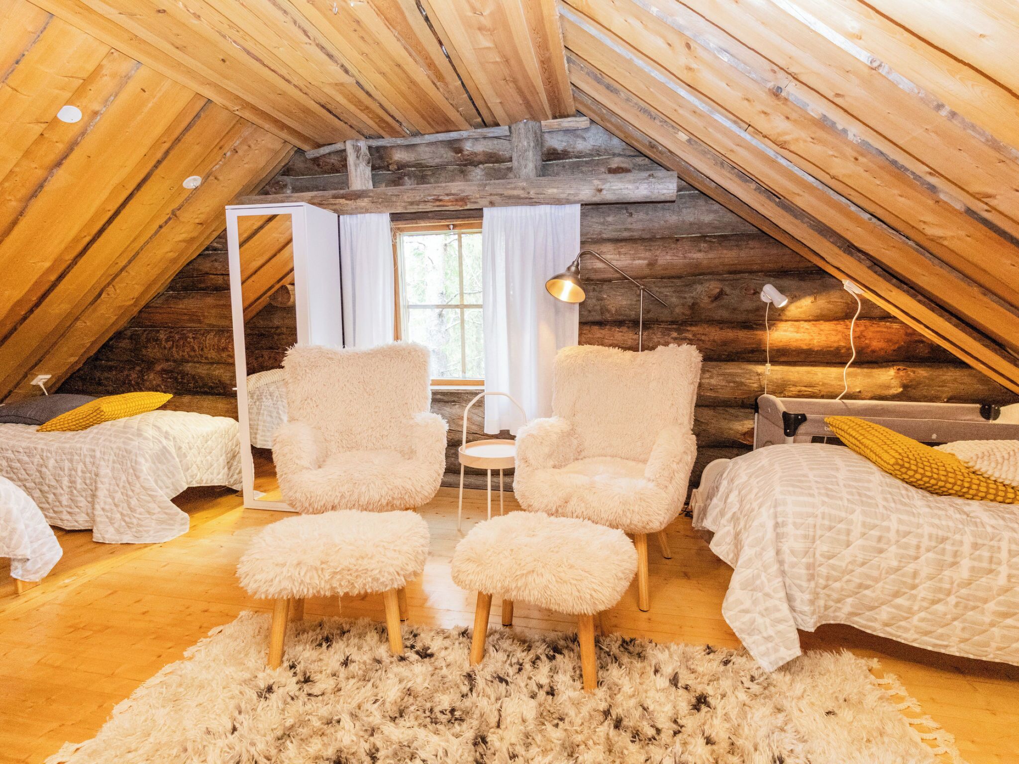 2 soveværelser, internetforbindelse