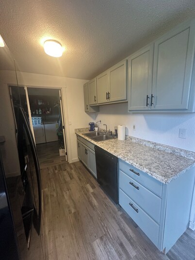  Downtown Petersburg 3-bedroom home in the heart of a charming fishing town!
