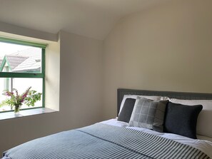 2 habitaciones, wifi gratis y ropa de cama