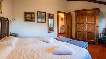 3 Schlafzimmer, kostenloses WLAN, Bettwäsche