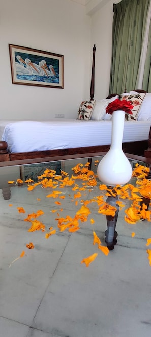 Deluxe Double Room, 1 King Bed | Free WiFi