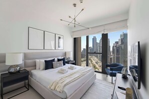 1 bedroom, desk, iron/ironing board, WiFi