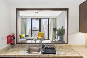 Interior - Silkhaus Luxurious 1 BDR | BLVD Heights | Downtown (Dubai)