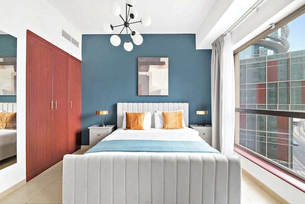 1 bedroom, desk, iron/ironing board, WiFi