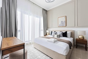 1 bedroom, desk, iron/ironing board, WiFi