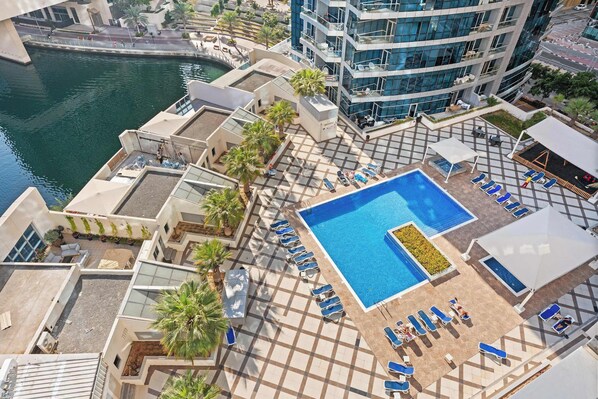Pool - Silkhaus Bay Central Tower | Near Marina Mall (Dubai)