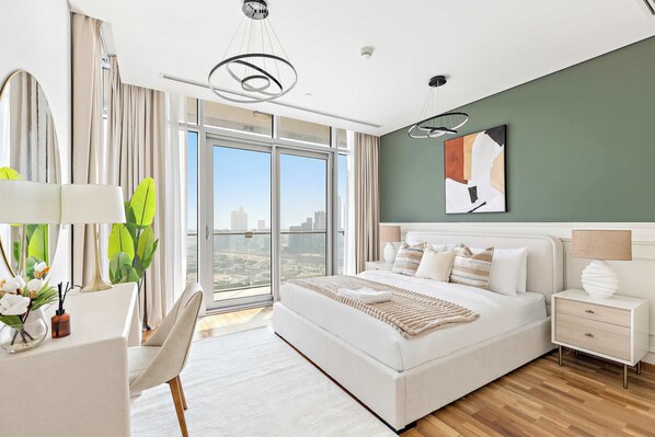 1 bedroom, desk, iron/ironing board, WiFi