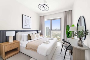 1 habitación, escritorio, tabla de planchar con plancha y wifi 