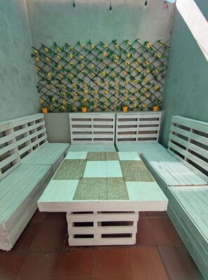 Shared Dormitory, Patio | Terrace/patio - Cuba linda (Asunción)