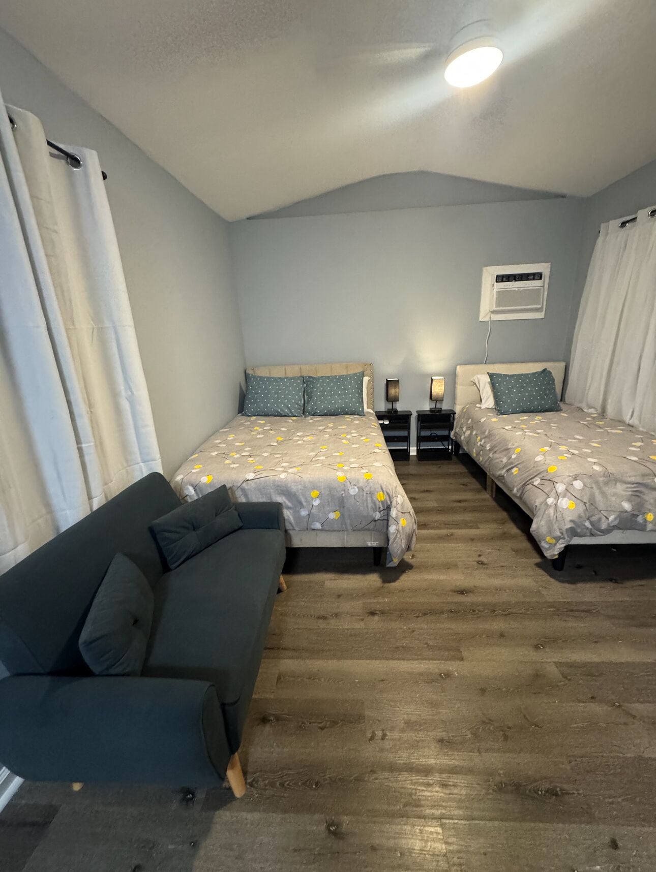 2 bedrooms, free WiFi, bed sheets