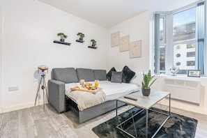 1 chambre, bureau, fer et planche à repasser, accès au Wi-Fi (inclus)