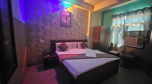 Basic Double Room, City View | Free WiFi