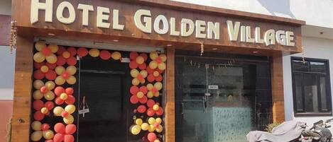 Fachada de la propiedad