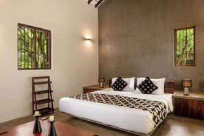 Standard-Doppelzimmer, Gartenblick | Zimmersafe, Bügeleisen/Bügelbrett, kostenloses WLAN