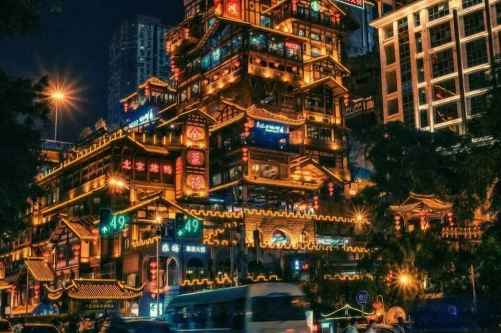 Pilot Hotel