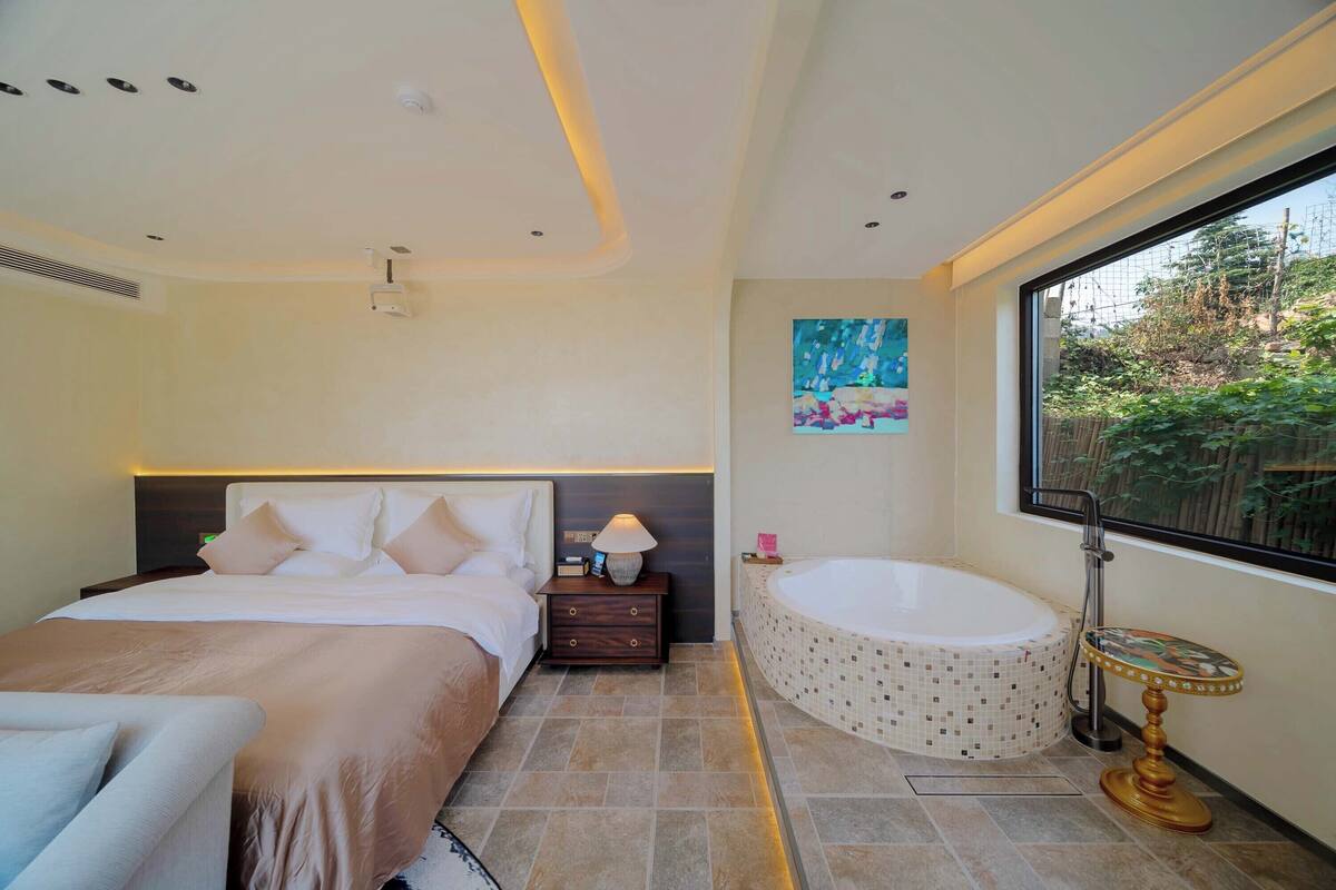 ห้องพรีเมียร์ดับเบิล, วิวทะเล | โต๊ะทำงาน, พื้นที่ทำงานแบบใช้แล็ปท็อป, ผ้าม่านกันแสง, Wi-Fi ฟรี