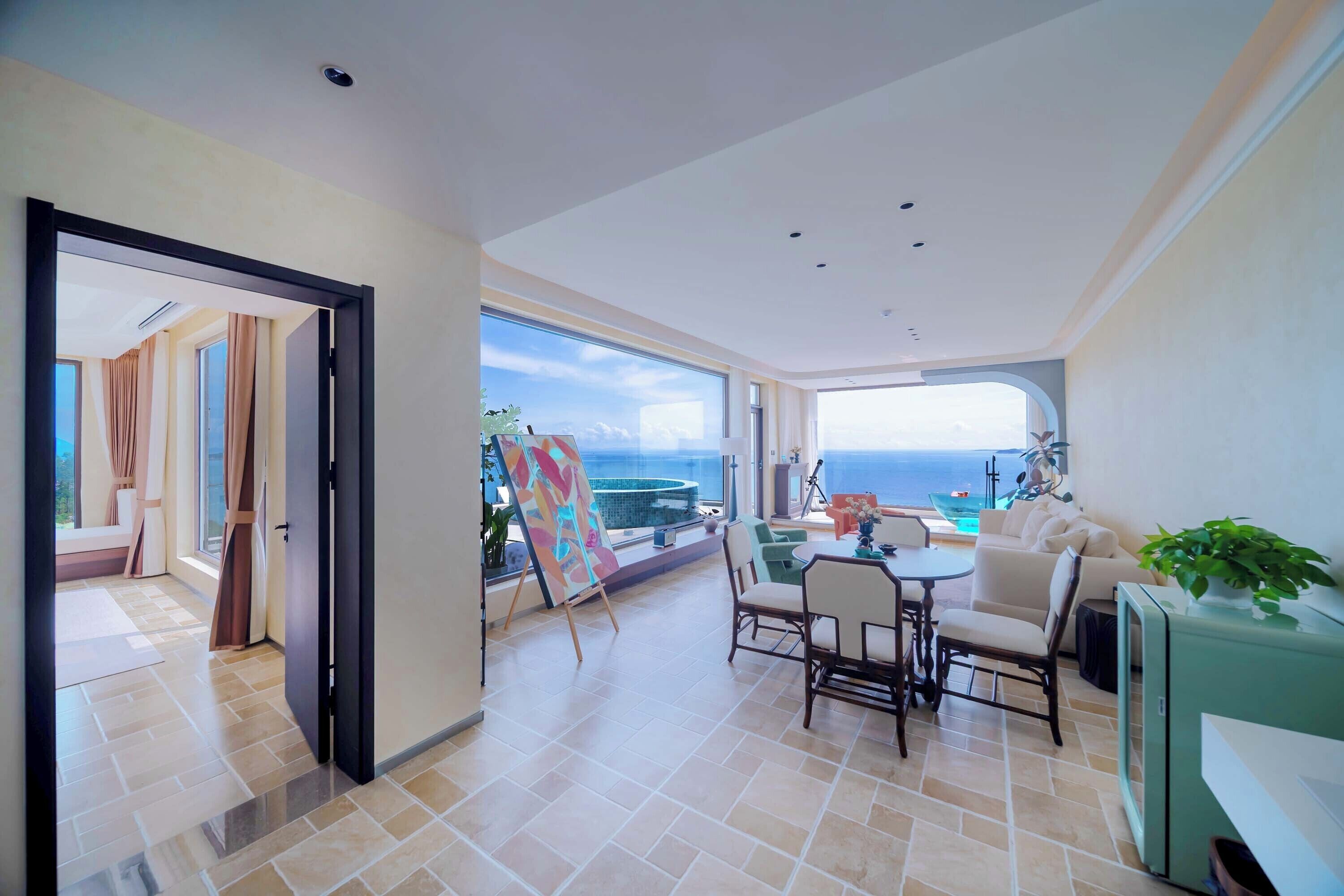 Deluxe Suite, Ocean View | Pemandangan dari bilik