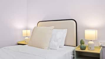 1 bedroom, desk, iron/ironing board, WiFi