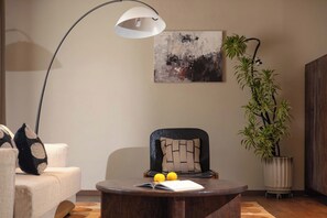 Luxury-Suite, Stadtblick | Wohnzimmer