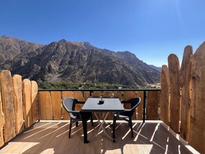 Standard Double or Twin Room, Balcony, Mountain View | Balcony