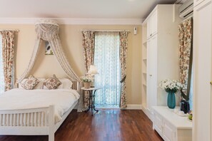 Deluxe Villa | In-room safe, soundproofing, free WiFi