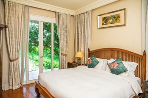 Deluxe Villa, Garden View