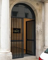 Facciata della struttura