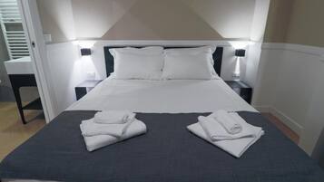 Literie de qualité supérieure, couette en duvet d'oie, minibar