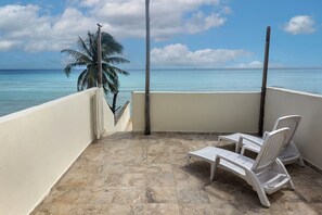 Apartamento Confort, vistas al mar | Ropa de cama de alta calidad y decoración individual