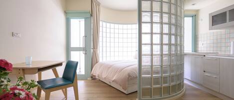 1 bedroom, WiFi, bed sheets