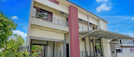 Voorkant van accommodatie